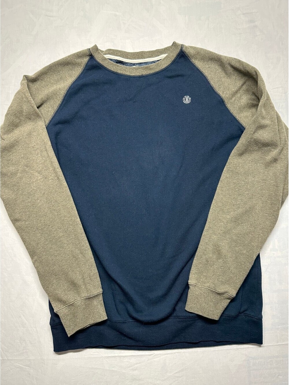 Element Colorblock Raglan Crewneck Sweatshirt - Navy & Gray - Men's XL EUC